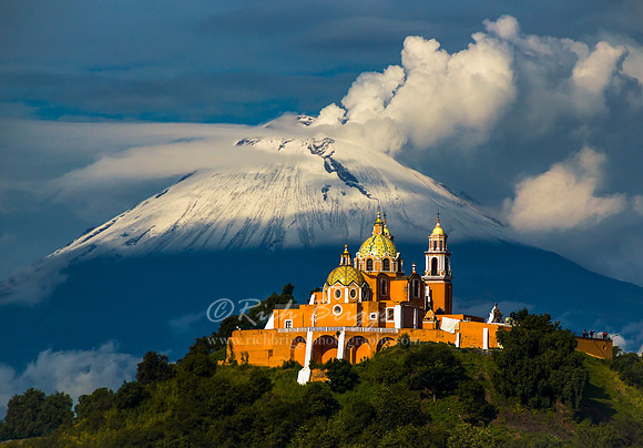 Popocatepetl and the Iglesia de Nuestra Señora de los Remedios